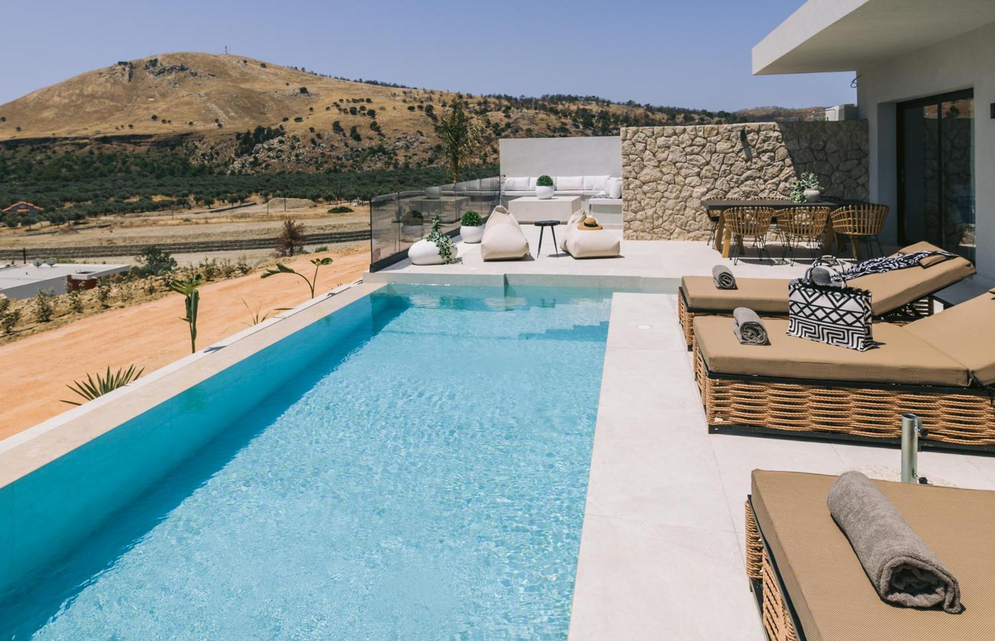 Villa Celeste Luxury *