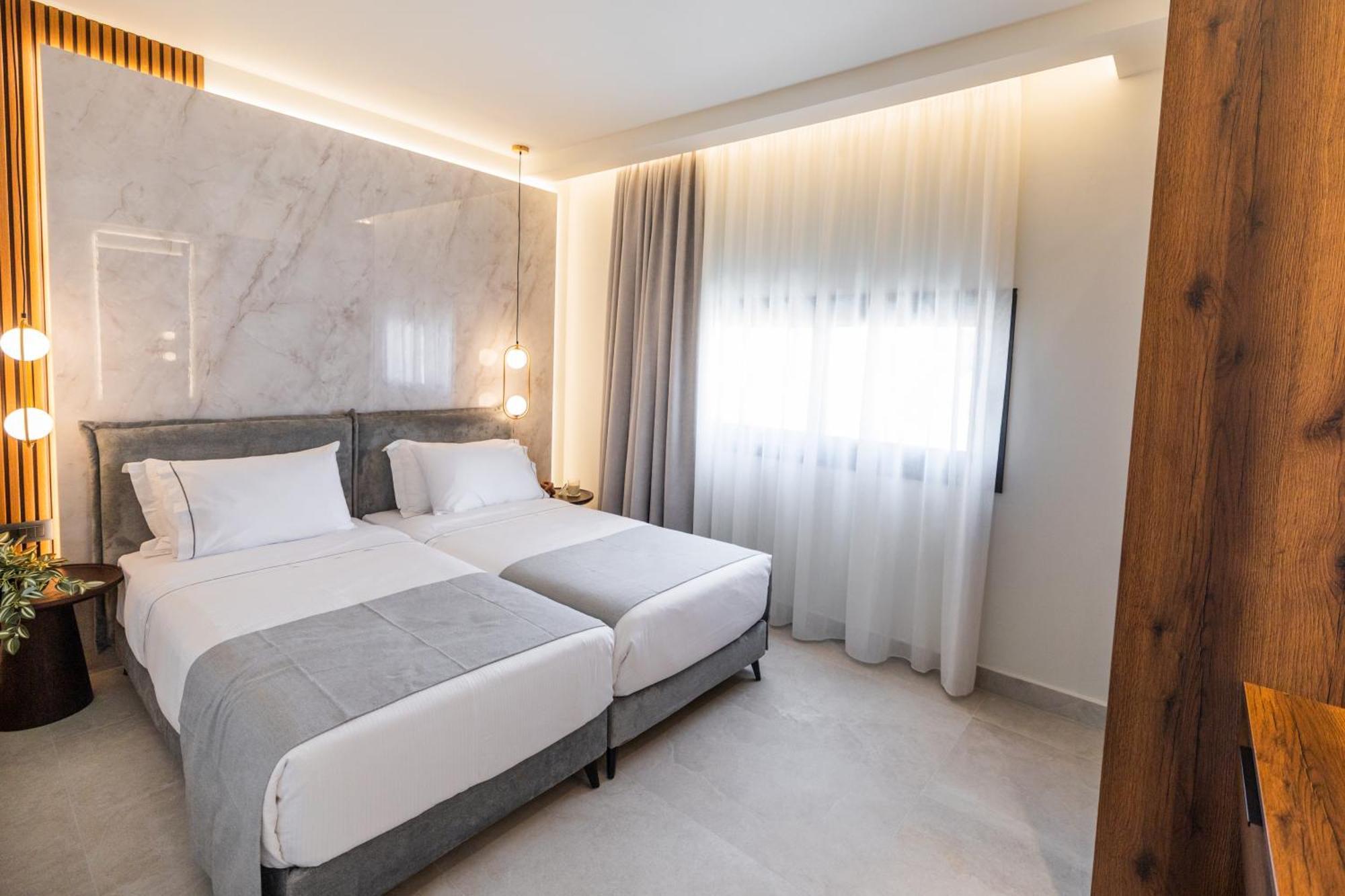 Celeste Luxury Lardos